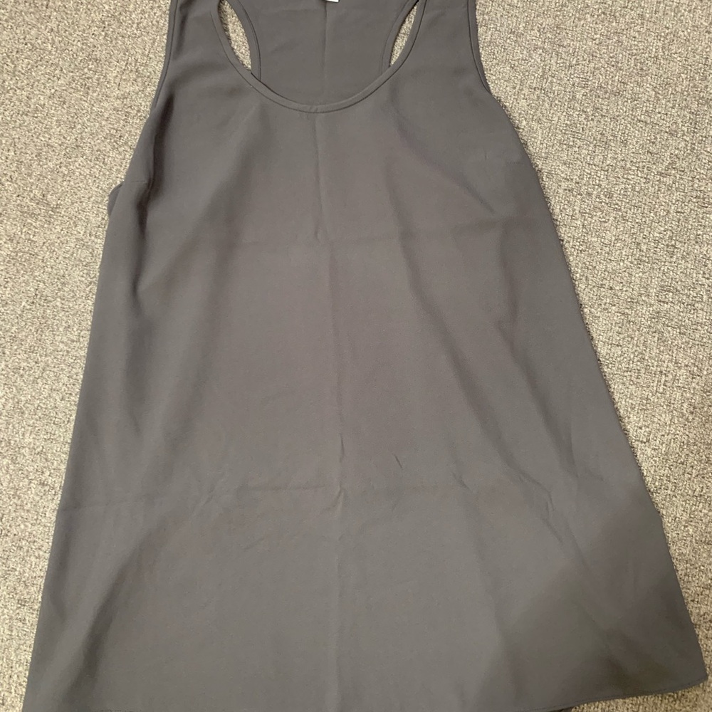 Daily Ritual Gray Sleeveless Tank Top with Scoop Neckline